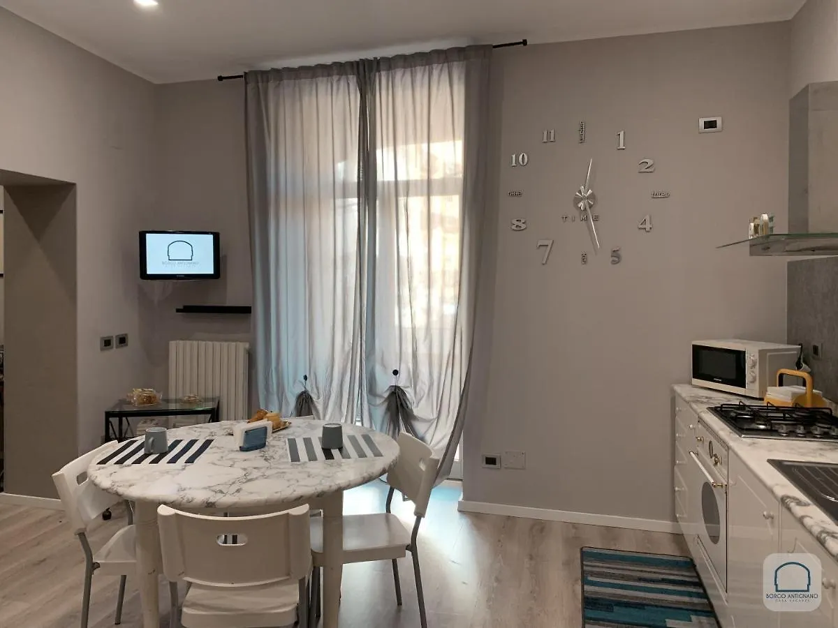 Appartamento Borgo Antignano Napoli Italia